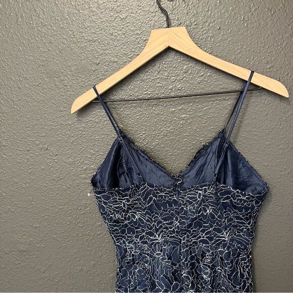 Chelsea28 Embroidered Lace Sheath Dress - Picture 11 of 15